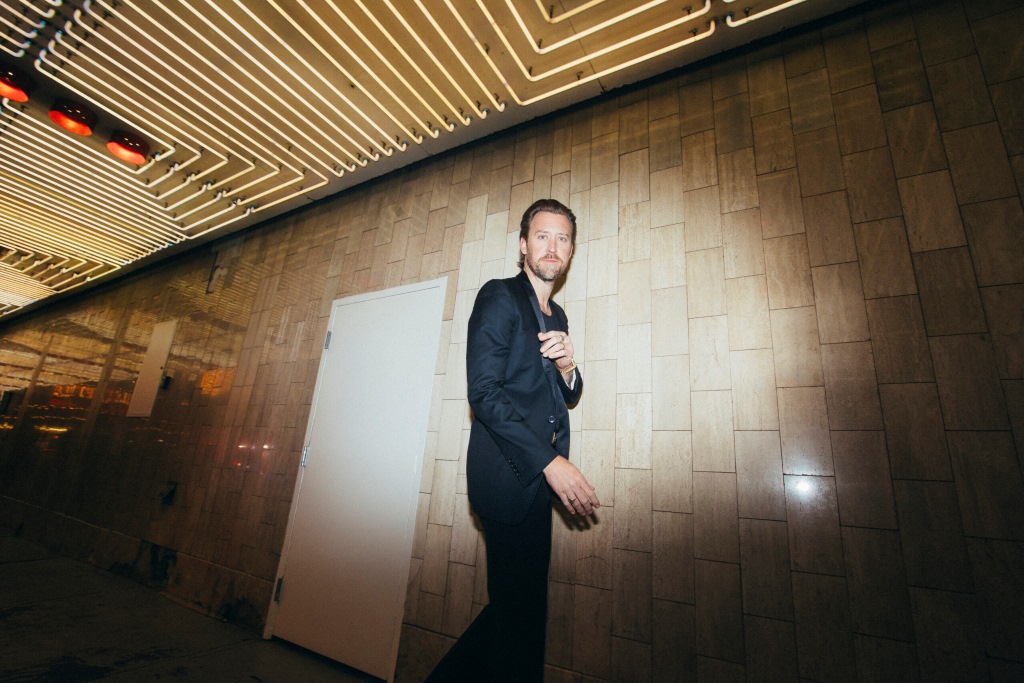 Charles Kelley van Lady A