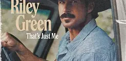 Riley Green keert terug naar roots met nieuw album ‘That’s Just Me’ Riley Green albumhoes That’s Just Me